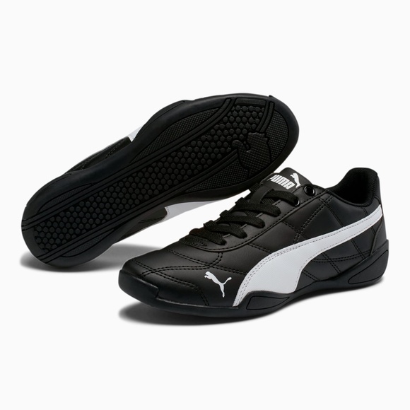 Kids Enfats New Puma shoes size 1.5 US - Picture 1 of 4